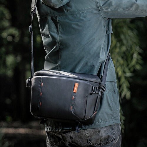 PGYTech OneMo Sling 7L (Space Black)
